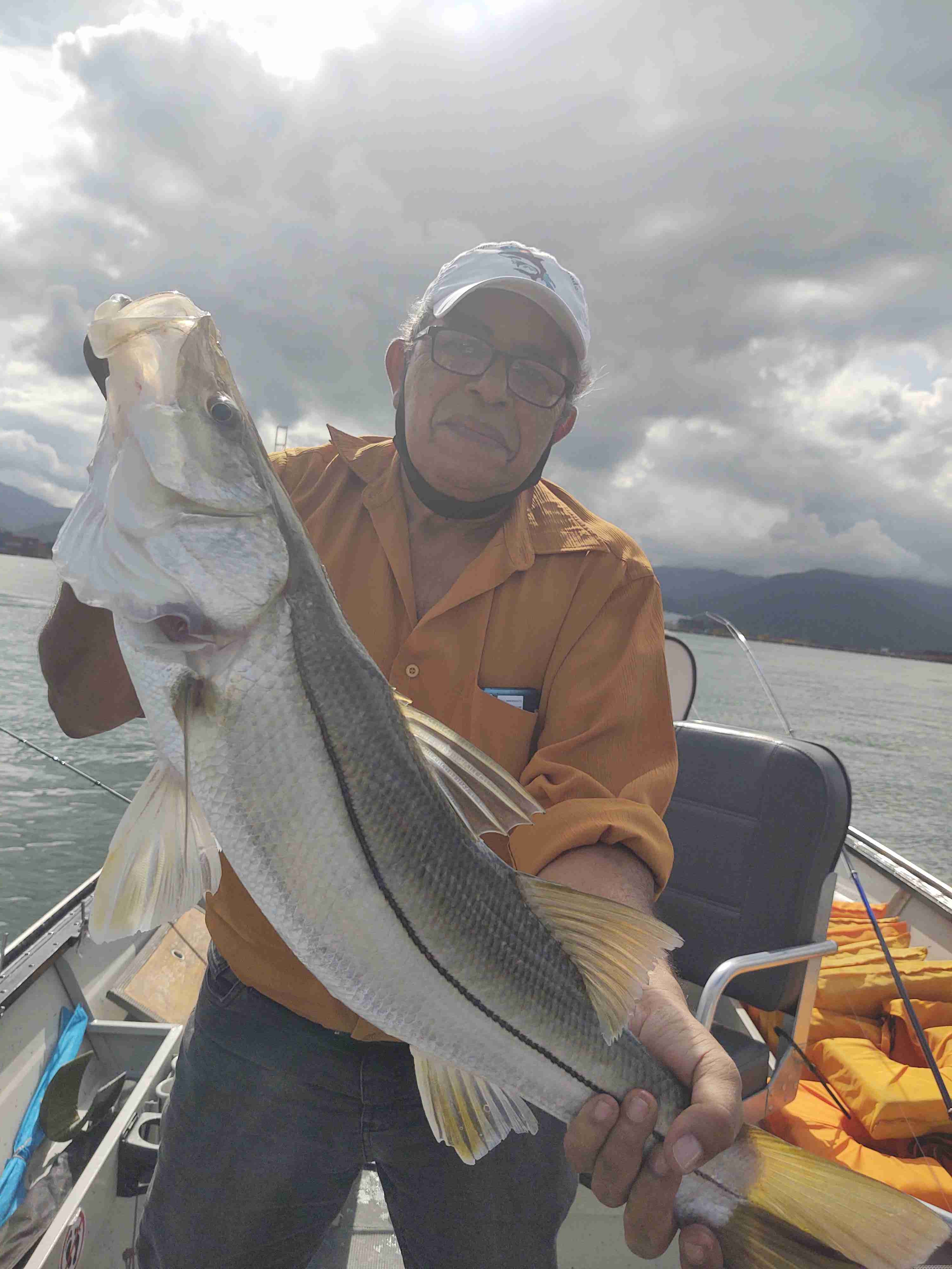 Pesca de robalo em São Vicente - 2