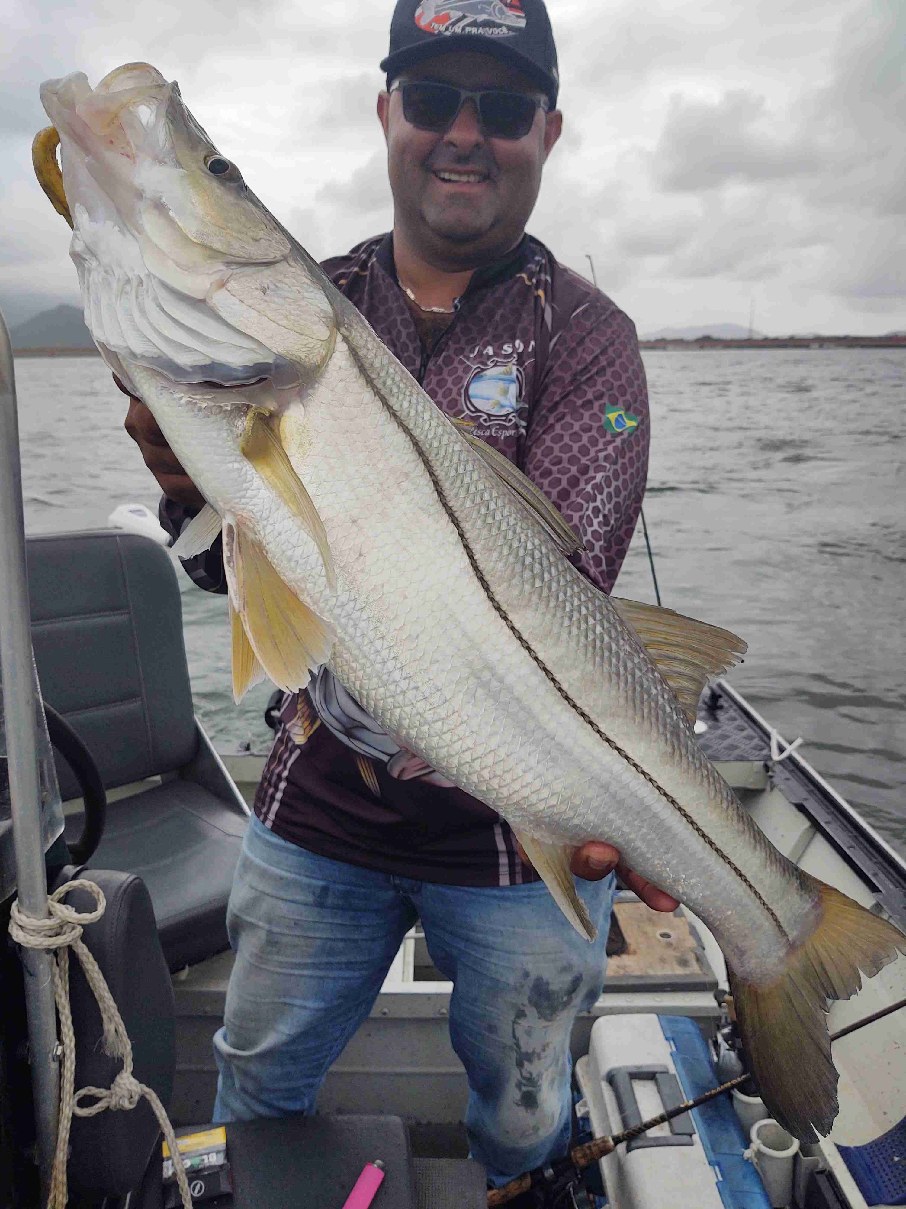 Pescaria de robalo no canal São Vicente  - 2